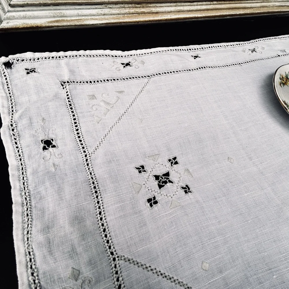 N/A vintage white